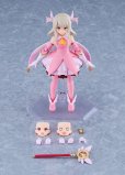 画像8: figma 劇場版「Fate/kaleid liner プリズマ☆イリヤ Licht 名前の無い少女」 イリヤスフィール・フォン・アインツベルン (8)
