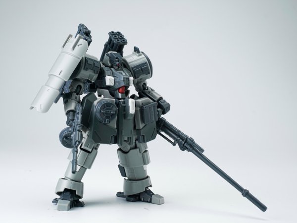画像3: SHEIK MAINLAND ULTRA ACTION TROOPERシリーズ 砲撃型ザロヴ(ZAROV) 1/144スケール プラスチックモデルキット(グレー)
