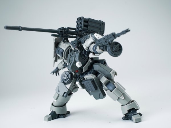 画像7: SHEIK MAINLAND ULTRA ACTION TROOPERシリーズ 砲撃型ザロヴ(ZAROV) 1/144スケール プラスチックモデルキット(グレー)