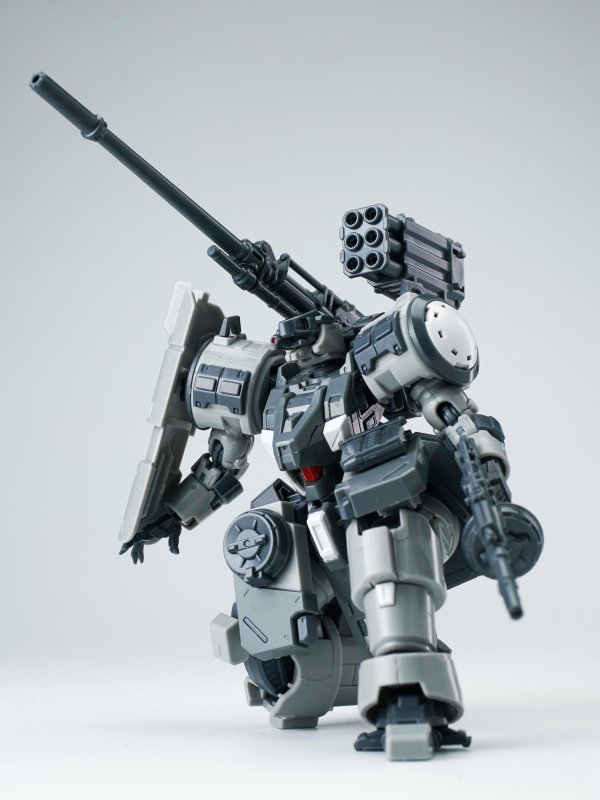 画像5: SHEIK MAINLAND ULTRA ACTION TROOPERシリーズ 砲撃型ザロヴ(ZAROV) 1/144スケール プラスチックモデルキット(グレー)