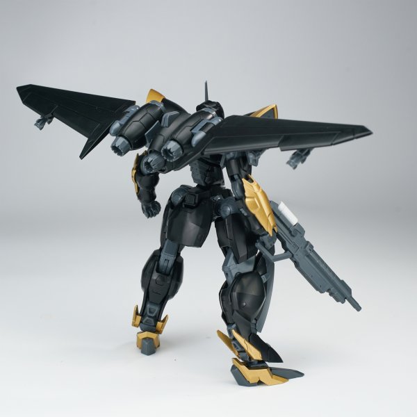 画像5: SHEIK MAINLAND ULTRA ACTION TROOPERシリーズ 雲雀(ひばり) 1/144スケール プラスチックモデルキット (ブラック×ゴールドVer. / ブルー×ホワイトVer.)