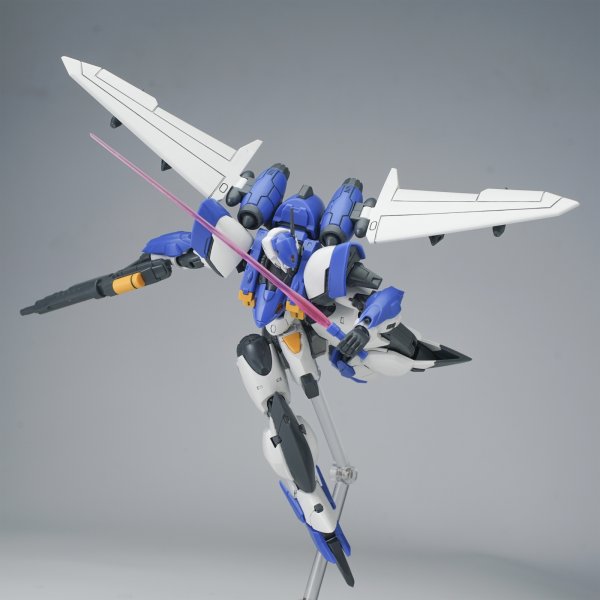 画像26: SHEIK MAINLAND ULTRA ACTION TROOPERシリーズ 雲雀(ひばり) 1/144スケール プラスチックモデルキット (ブラック×ゴールドVer. / ブルー×ホワイトVer.)