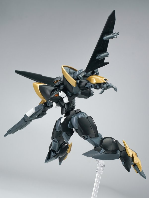 画像10: SHEIK MAINLAND ULTRA ACTION TROOPERシリーズ 雲雀(ひばり) 1/144スケール プラスチックモデルキット (ブラック×ゴールドVer. / ブルー×ホワイトVer.)