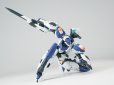 画像6: SHEIK MAINLAND ULTRA ACTION TROOPERシリーズ Franz-α(フランツアルファ) 1/144スケールプラスチックモデルキット (ホワイト×ブルー / レッド×ホワイト / ブラック×ブルー / パープル×ホワイト) (6)