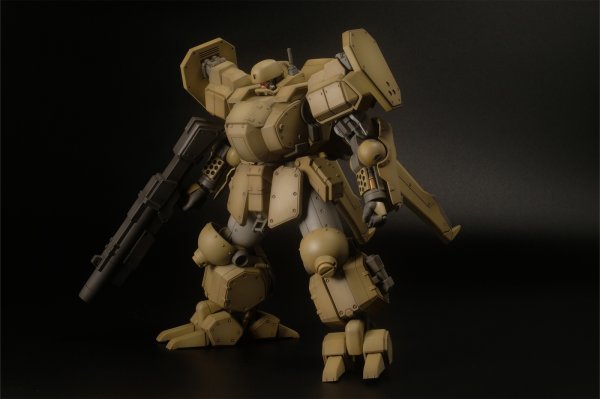 画像1: 【再販】1/35スケールプラスチックキット 『重装機兵レイノス』 AS-5E3レイノス（陸戦仕様） [リニューアルVer.]