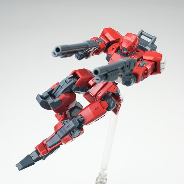 画像3: SHEIK MAINLAND ULTRA ACTION TROOPERシリーズ V-gilante(ヴィジラント) 1/144スケールプラスチックモデルキット (レッド / ブラック / ブルー / グリーン / ホワイト)