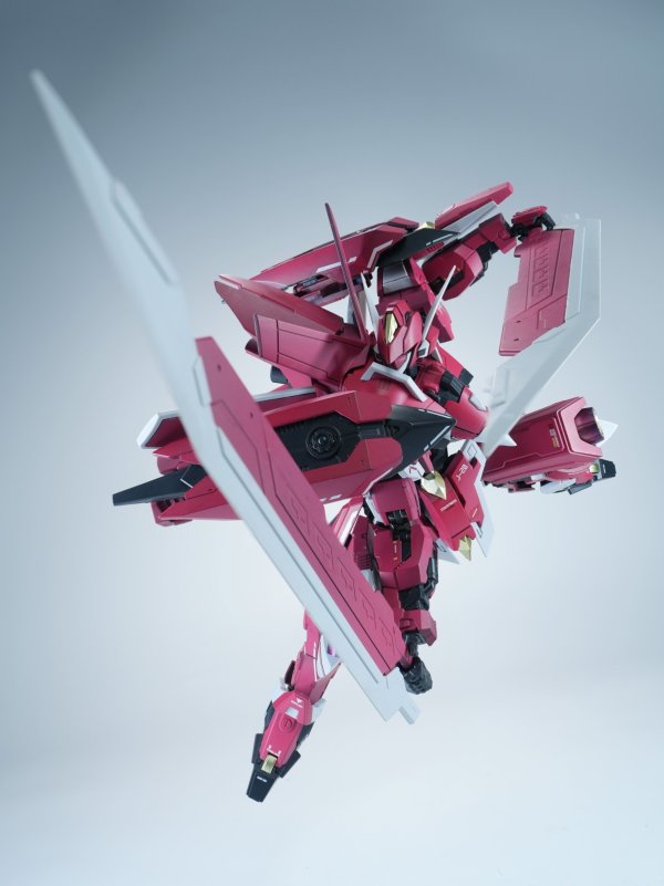 画像13: 喜玩社 龍魂戦機シリーズ J-20 蒼威 燼赤鎏金(じんせきりゅうきん)Ver. プラスチックモデルキット