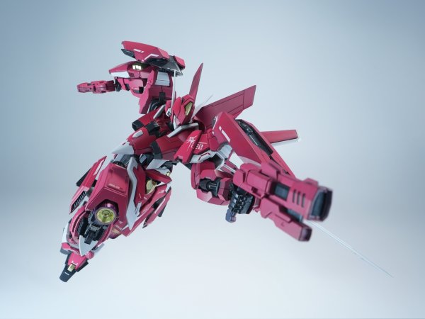 画像8: 喜玩社 龍魂戦機シリーズ J-20 蒼威 燼赤鎏金(じんせきりゅうきん)Ver. プラスチックモデルキット