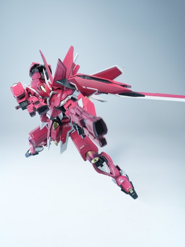 画像10: 喜玩社 龍魂戦機シリーズ J-20 蒼威 燼赤鎏金(じんせきりゅうきん)Ver. プラスチックモデルキット