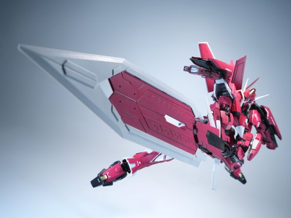 画像15: 喜玩社 龍魂戦機シリーズ J-20 蒼威 燼赤鎏金(じんせきりゅうきん)Ver. プラスチックモデルキット