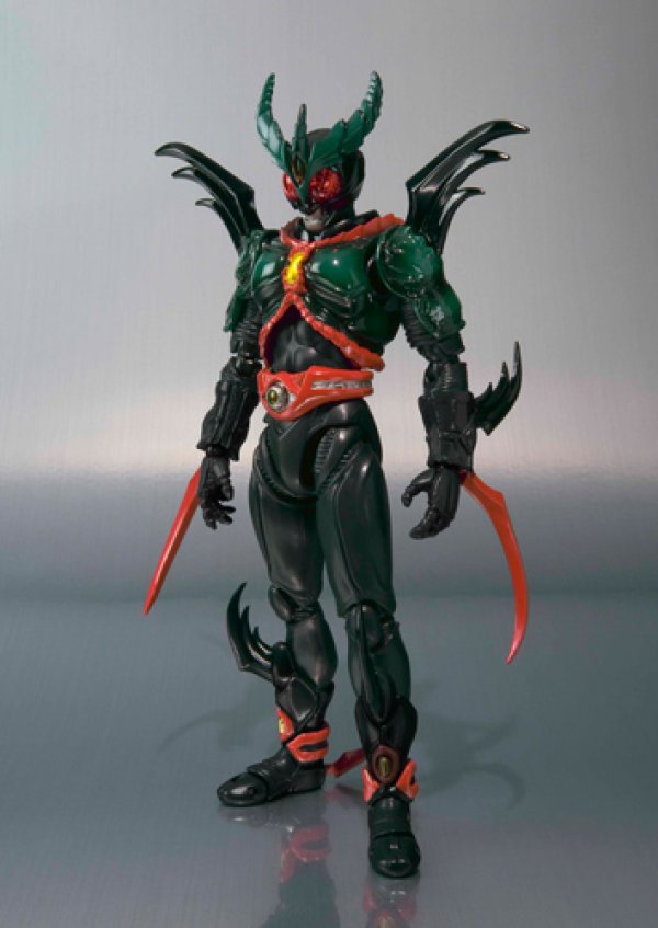 画像1: S.H.Figuarts 仮面ライダーエクシードギルス