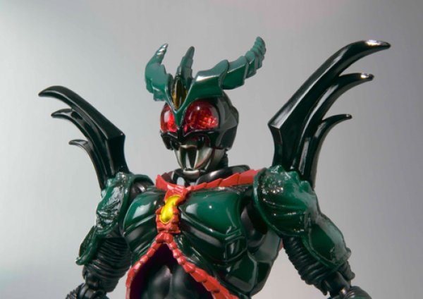 画像5: S.H.Figuarts 仮面ライダーエクシードギルス