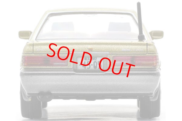 画像4: 1/64スケール トミカリミテッド ヴィンテージ NEO あぶない刑事02 日産レパード (金) (4)