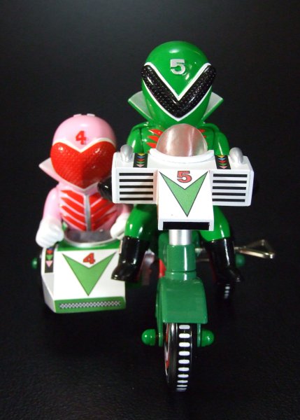 画像14: EX三輪車 秘密戦隊ゴレンジャーシリーズ (アカレンジャー Bタイプ / アオレンジャー＋キレンジャー Bタイプ / ミドレンジャー＋モモレンジャー Bタイプ) (14)