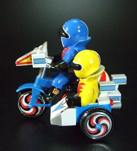 画像10: EX三輪車 秘密戦隊ゴレンジャーシリーズ (アカレンジャー Bタイプ / アオレンジャー＋キレンジャー Bタイプ / ミドレンジャー＋モモレンジャー Bタイプ) (10)