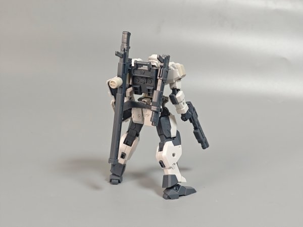 画像37: SHEIK MAINLAND ULTRA ACTION TROOPERシリーズ V-gilante(ヴィジラント) 1/144スケールプラスチックモデルキット (レッド / ブラック / ブルー / グリーン / ホワイト) (37)