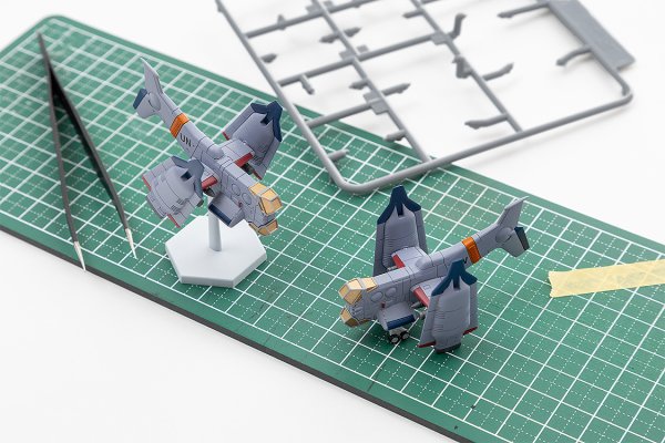 画像6: SYUTO Tiny Scale 1/350 『ヱヴァンゲリヲン新劇場版』 近接航空支援用垂直離着陸対地攻撃機 YAGR-3B (6)
