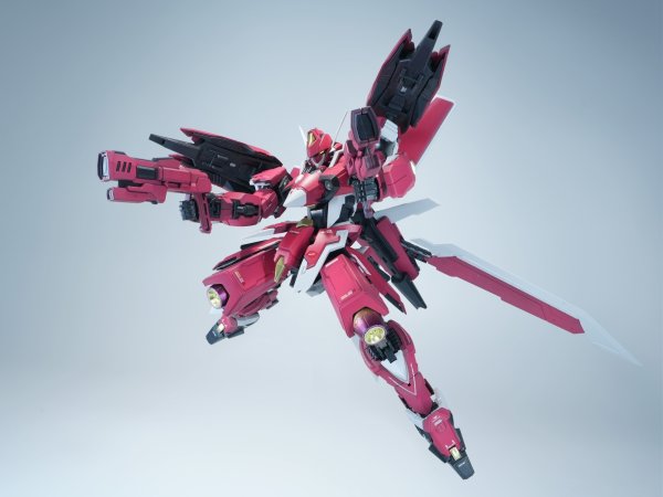 画像4: 喜玩社 龍魂戦機シリーズ J-20 蒼威 燼赤鎏金(じんせきりゅうきん)Ver. プラスチックモデルキット (4)