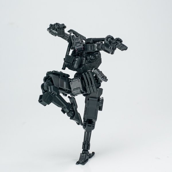画像3: SHEIK MAINLAND 3 min project(スリーミニッツプロジェクト)シリーズ FENRIR(フェンリル)突撃型 1/18スケールプラスチックモデルキット (ブラック / グリーン / イエロー / ブルー / レッド / ディープシルバー) (3)